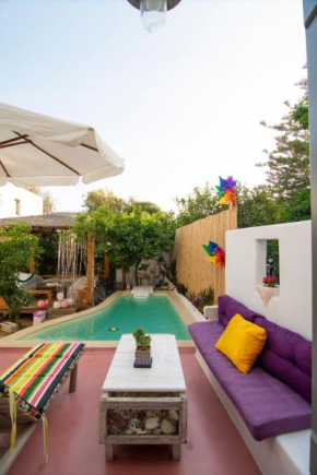 Quartano Paros Residence